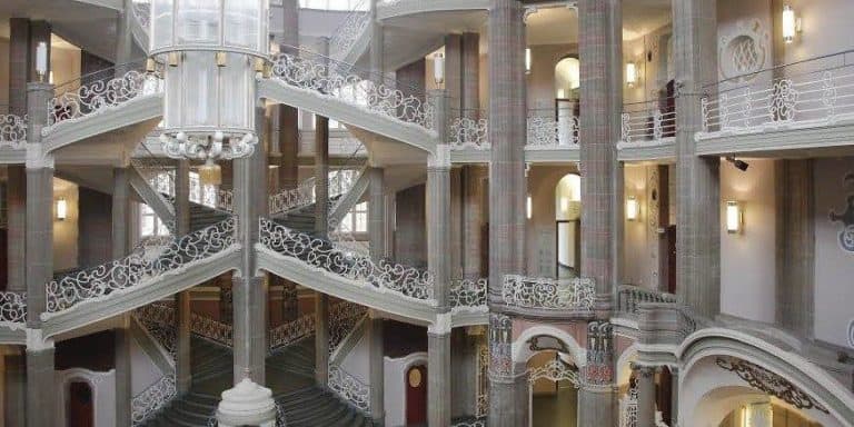 Gerichtsverhandlungen in Mitte an dem Ort mit ganz persönlicher Bedeutung.